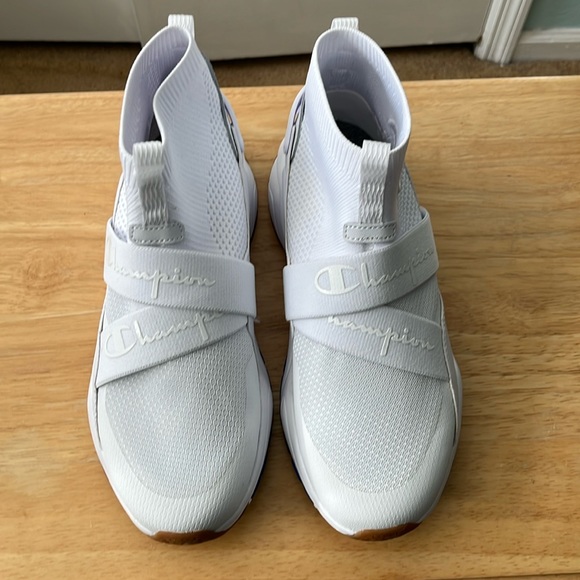 Champion Shoes - NWOT all-white Champion pull on Sneakers Size 8.5 medium.